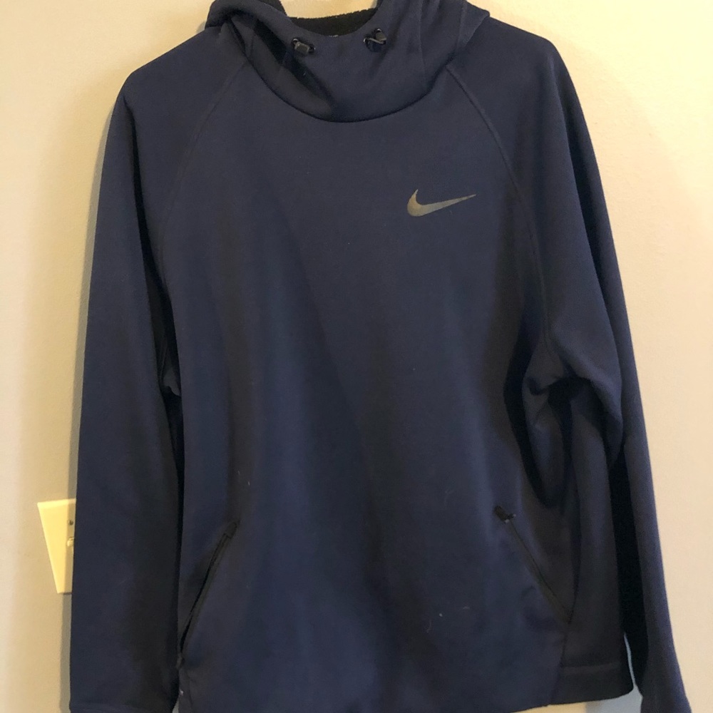 Men’s XL navy sweat shirt